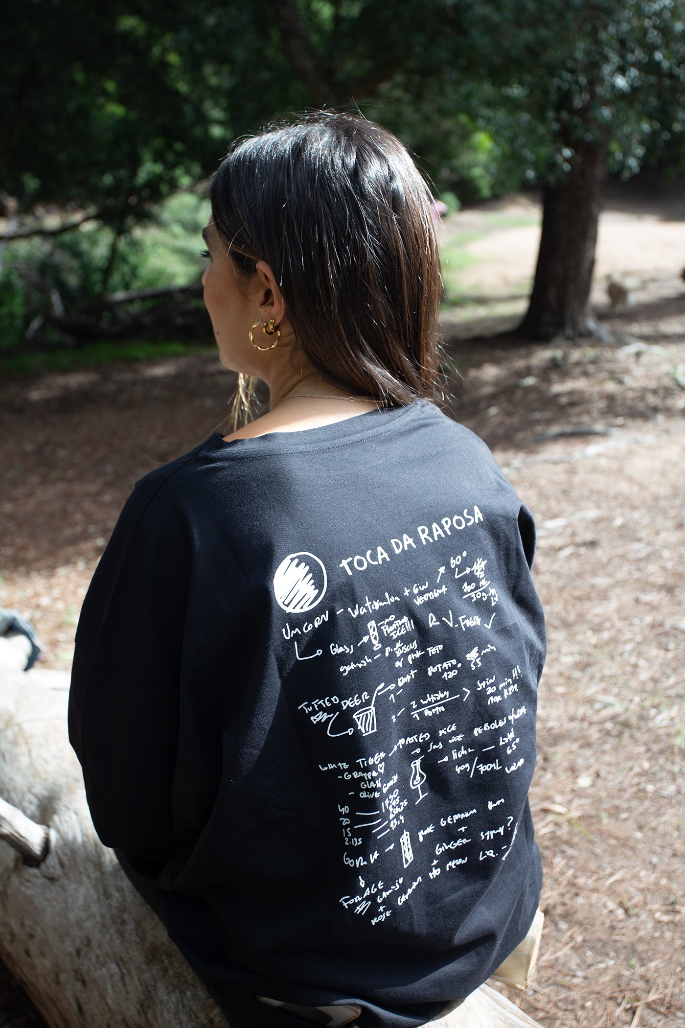 Toca da Raposa black longsleeve t-shirt - YELLOW print